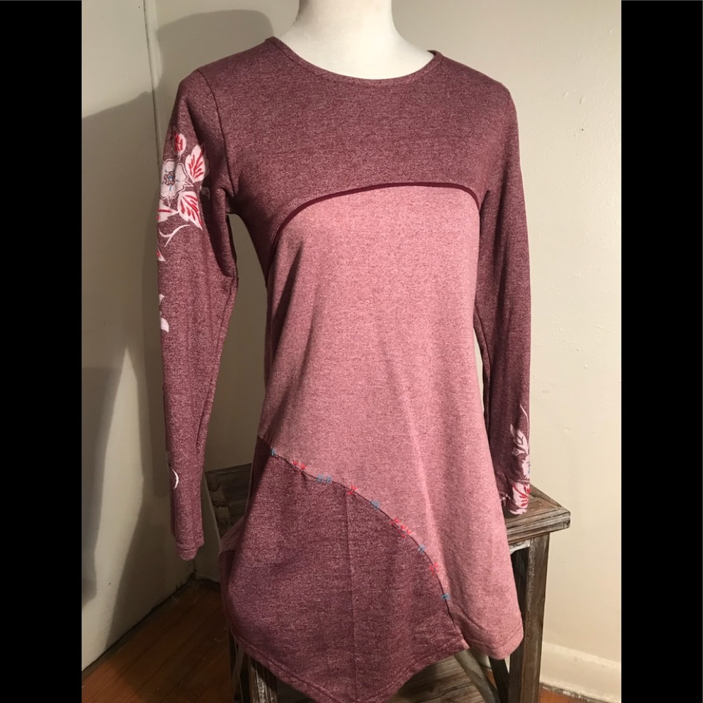 Yak and Yeti Tunic-SZ S **Like new